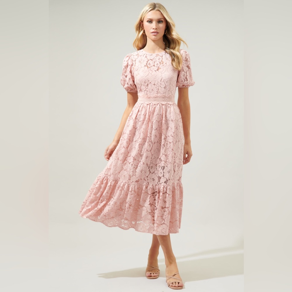 NWT Sugarlips Fleur De Lis Lace Midi Dress in Mauve